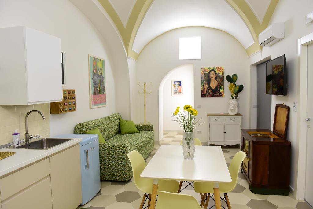 Palazzo Clarenza Di San Domenico Villa Катания Екстериор снимка